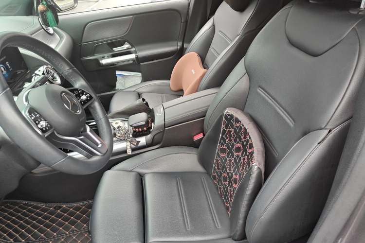 Used Mercedes-Benz GLA 2022 GLA 200 Left Front Seat