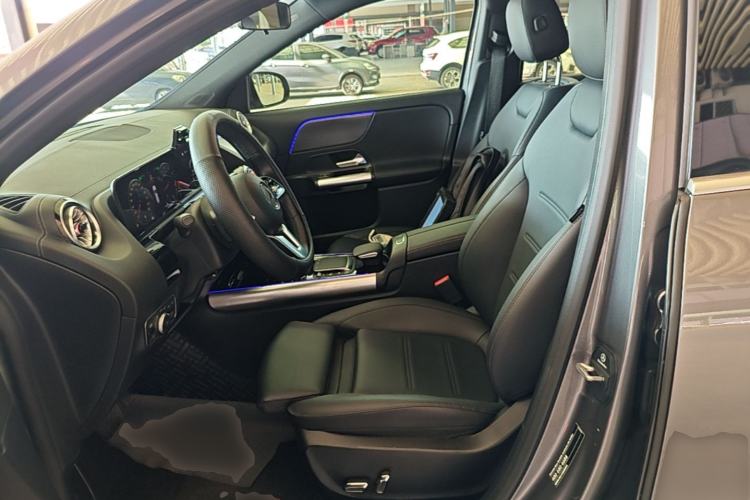 Used Mercedes-Benz GLA 2022 GLA 220 Left Front Seat