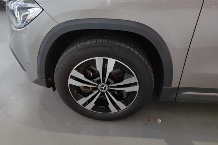 Used Mercedes-Benz GLA 2022 GLA 220 Left Front Wheel Hub