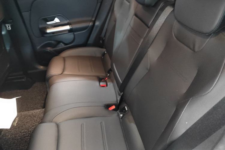 Used Mercedes-Benz GLA 2022 Second Facelift GLA 200 Left Rear Seat