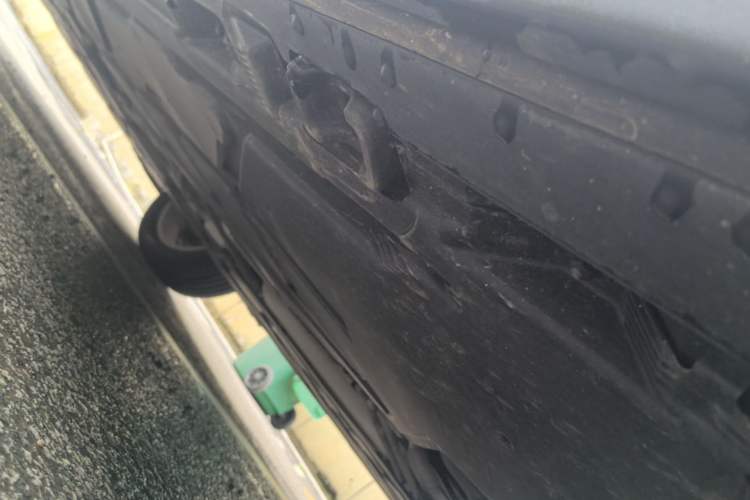Used Mercedes-Benz GLA 2022 Second Facelift GLA 200 Left Side Sill