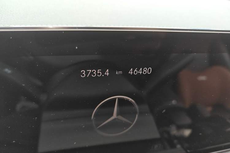 Used Mercedes-Benz GLA 2022 GLA 200 Odometer Close Up
