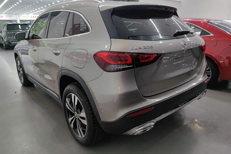 Used Mercedes-Benz GLA 2022 GLA 220 Rear Left 45 Deg