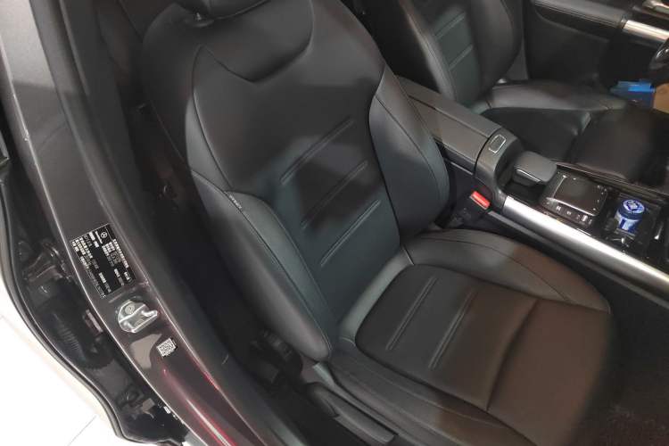 Used Mercedes-Benz GLA 2022 Second Facelift GLA 200 Right Front Seat