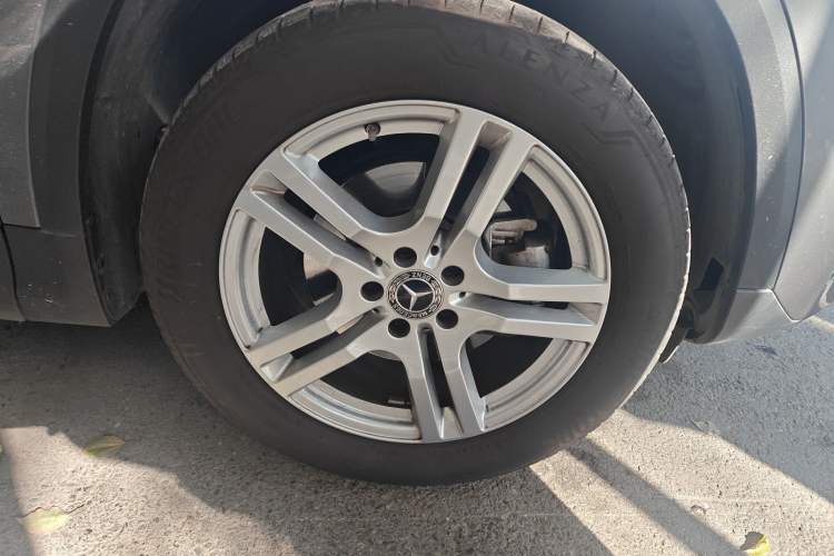 Used Mercedes-Benz GLA 2022 Second Facelift GLA 200 Right Front Wheel Hub