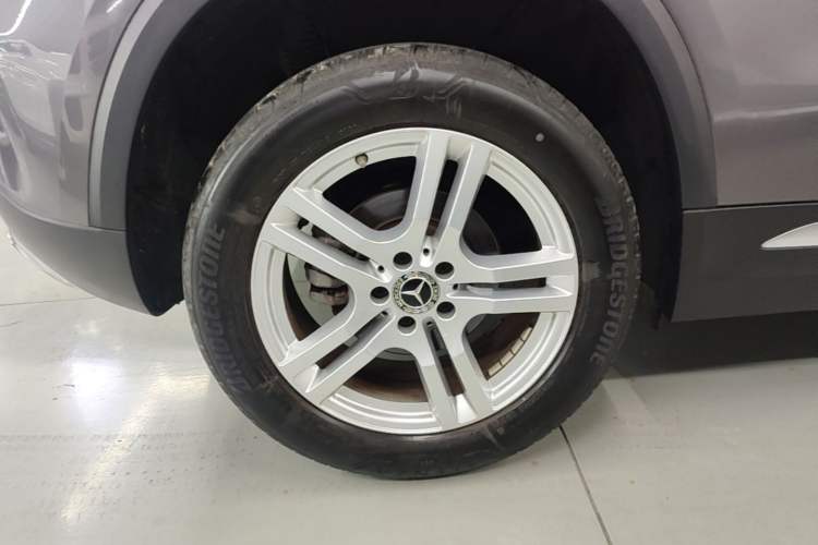 Used Mercedes-Benz GLA 2022 Second Facelift GLA 200 Right Rear Wheel Hub