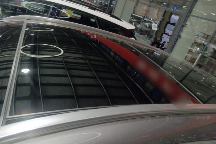 Used Mercedes-Benz GLA 2022 Facelifted GLA 200 Roof