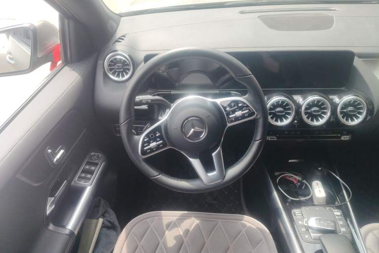 Used Mercedes-Benz GLA 2022 GLA 200 Steering Wheel