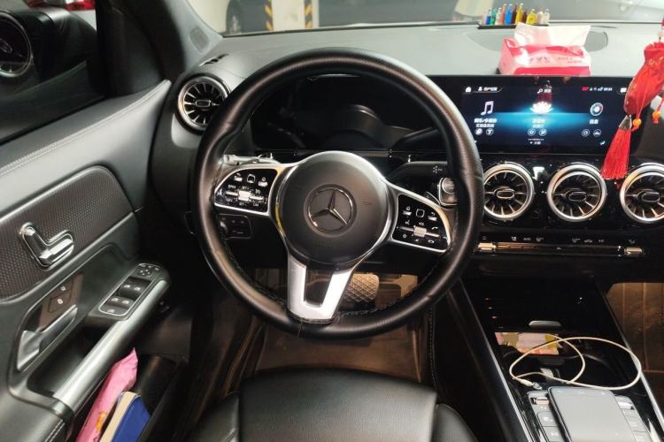 Used Mercedes-Benz GLA 2022 Facelifted GLA 200 Steering Wheel