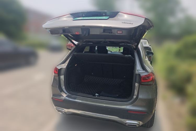 Used Mercedes-Benz GLA 2022 Facelifted GLA 200 Trunk