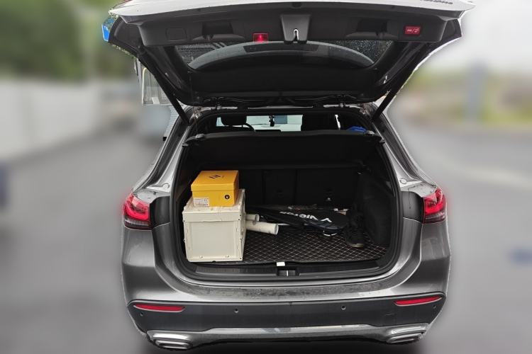 Used Mercedes-Benz GLA 2022 GLA 200 Trunk