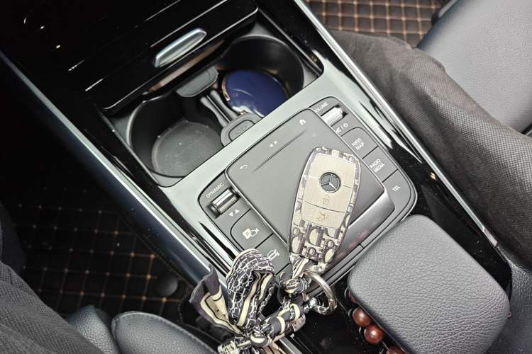 Used Mercedes-Benz GLA 2022 GLA 200 Vehicle Key