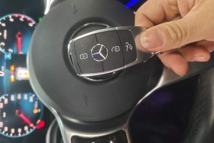 Used Mercedes-Benz GLA 2022 Facelifted GLA 200 Vehicle Key