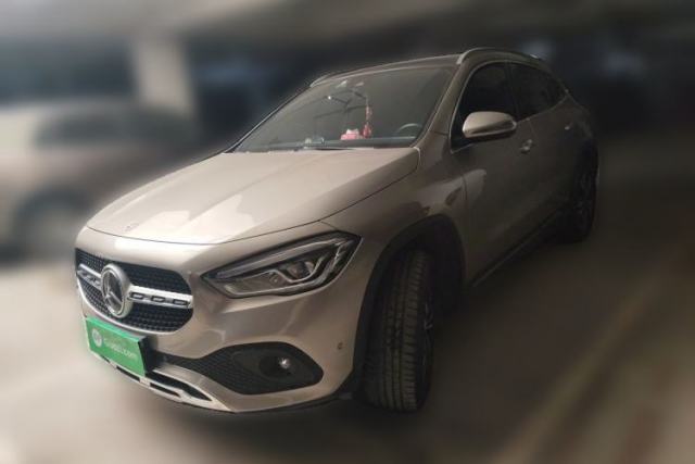 Ojetý Mercedes-Benz GLA 2022 Facelifted GLA 200