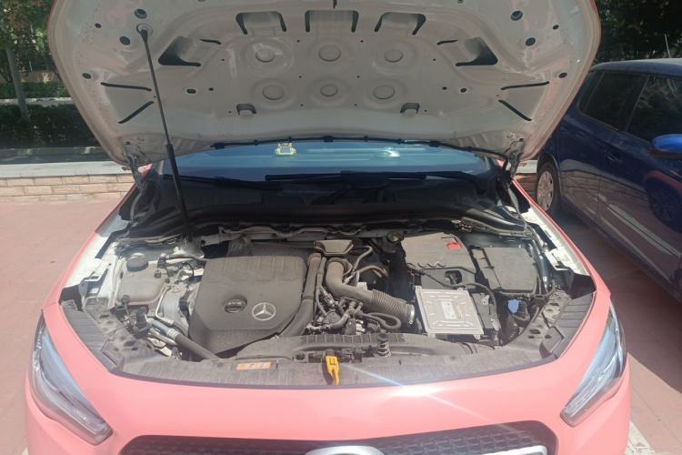 Used Mercedes-Benz GLA 2022 Facelifted GLA 200 Engine Bay