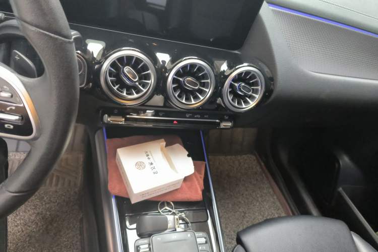 Used Mercedes-Benz GLA 2022 GLA 200 Audio And AC Panel