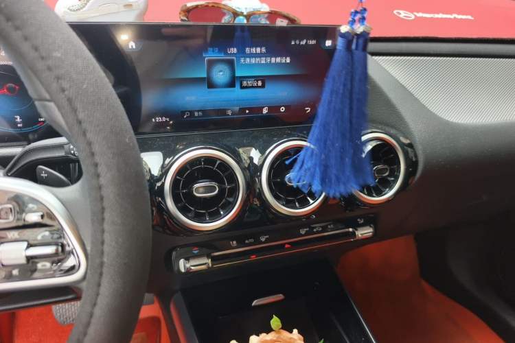Used Mercedes-Benz GLA 2022 Second Facelift GLA 200 Audio And AC Panel
