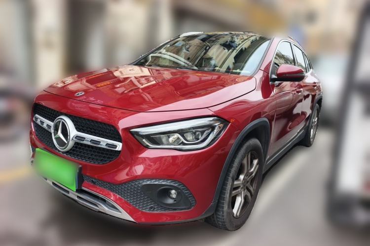Used Mercedes-Benz GLA 2022 Second Facelift GLA 200 Guazi used car, China used car export, Used car for sale, Used Mercedes-Benz cars, Cheapest cars for sale