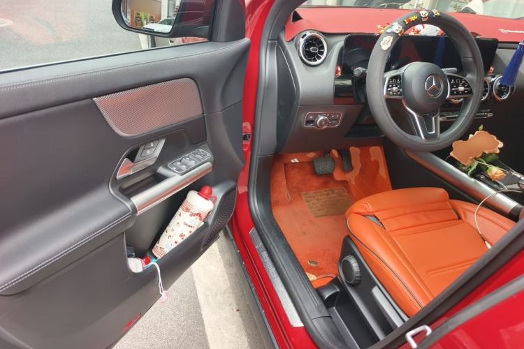 Used Mercedes-Benz GLA 2022 Second Facelift GLA 200 Driver Seat