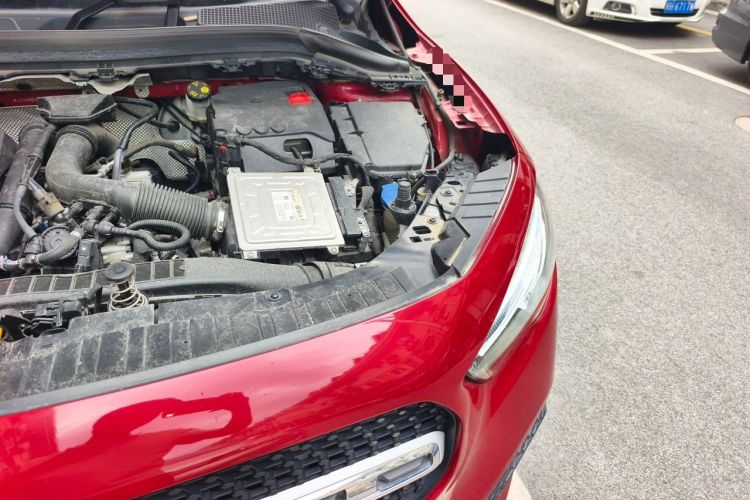 Used Mercedes-Benz GLA 2022 Second Facelift GLA 200 Engine Bay Left