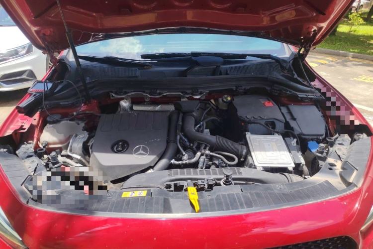 Used Mercedes-Benz GLA 2022 Second Facelift GLA 200 Engine Bay