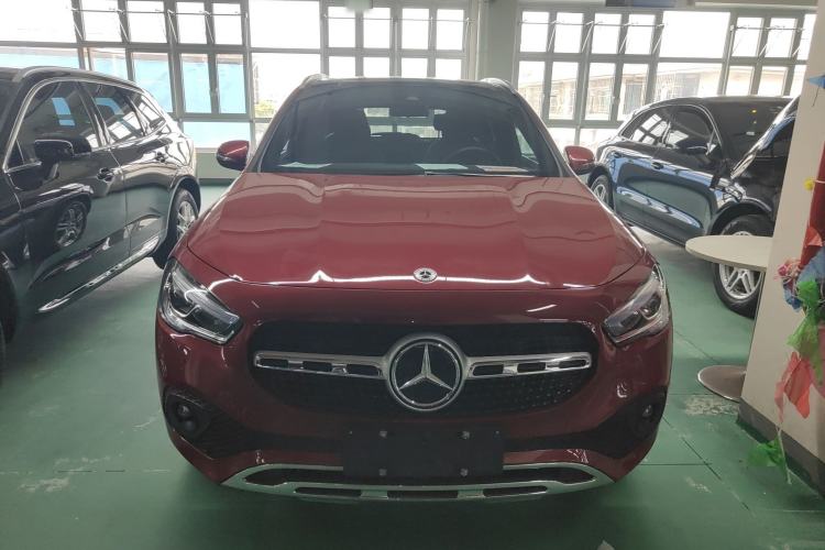 Used Mercedes-Benz GLA 2022 Second Facelift GLA 200 Front