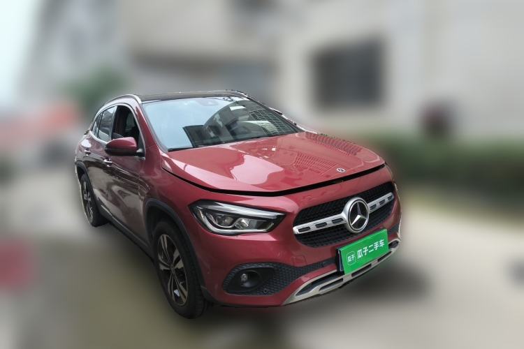 Used Mercedes-Benz GLA 2022 GLA 200 Front Right 45 Deg