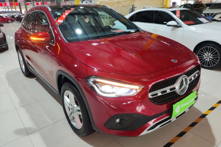 Used Mercedes-Benz GLA 2022 Second Facelift GLA 200 Front Right 45 Deg