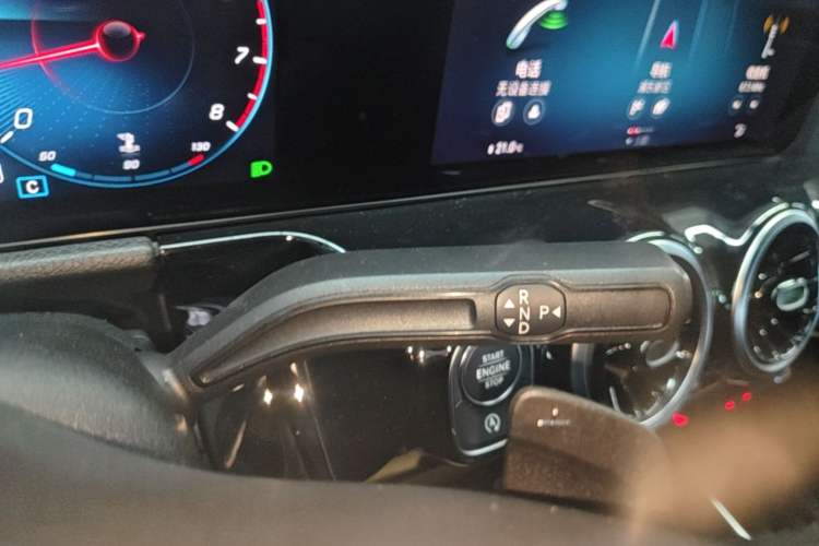 Used Mercedes-Benz GLA 2022 Second Facelift GLA 200 Gear Lever