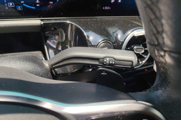 Used Mercedes-Benz GLA 2022 Second Facelift GLA 200 Gear Lever