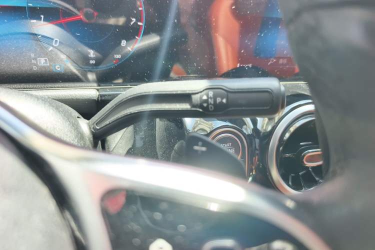 Used Mercedes-Benz GLA 2022 Second Facelift GLA 200 Gear Lever