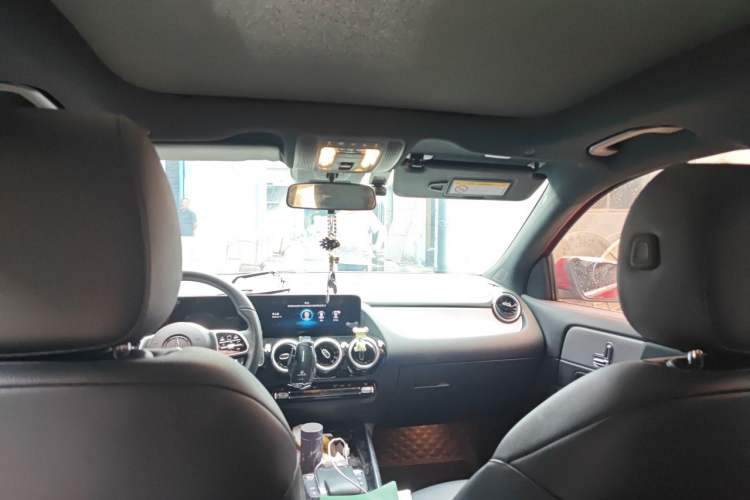 Used Mercedes-Benz GLA 2022 Second Facelift GLA 200 Headliner