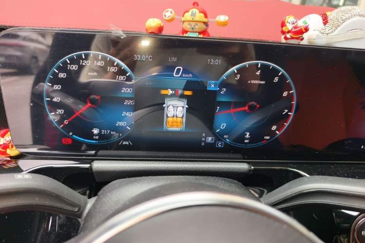 Used Mercedes-Benz GLA 2022 Second Facelift GLA 200 Instrument Cluster