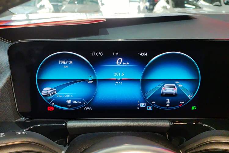 Used Mercedes-Benz GLA 2022 Second Facelift GLA 200 Instrument Cluster