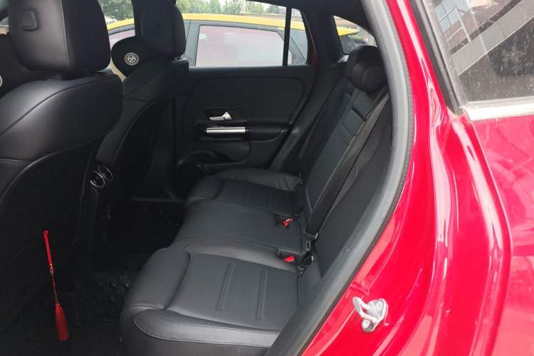 Used Mercedes-Benz GLA 2022 Second Facelift GLA 200 Left Rear Seat