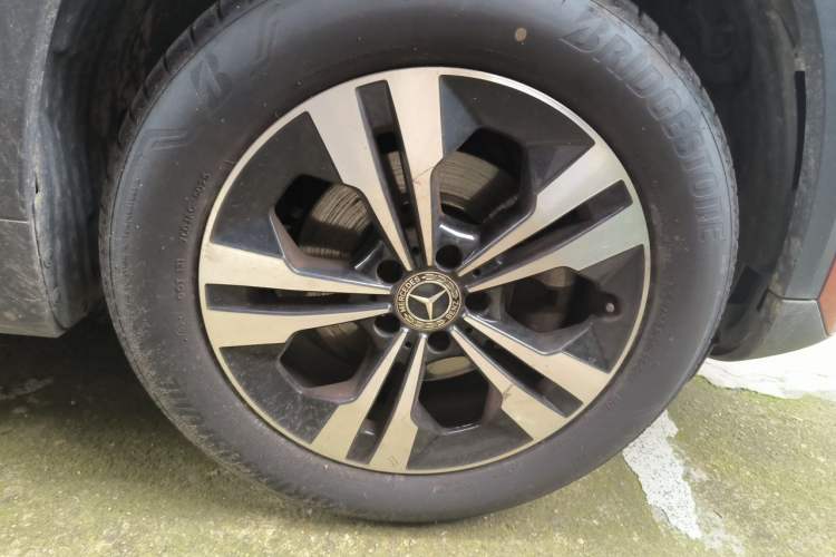 Used Mercedes-Benz GLA 2022 GLA 200 Right Front Wheel Hub