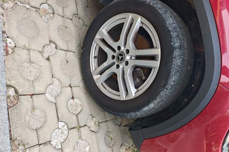 Used Mercedes-Benz GLA 2022 Second Facelift GLA 200 Right Front Wheel Hub