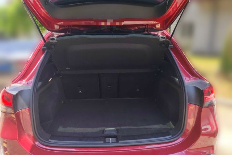 Used Mercedes-Benz GLA 2022 Second Facelift GLA 200 Trunk