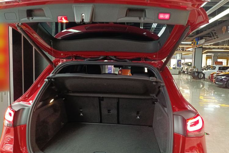 Used Mercedes-Benz GLA 2022 Facelifted GLA 200 Trunk