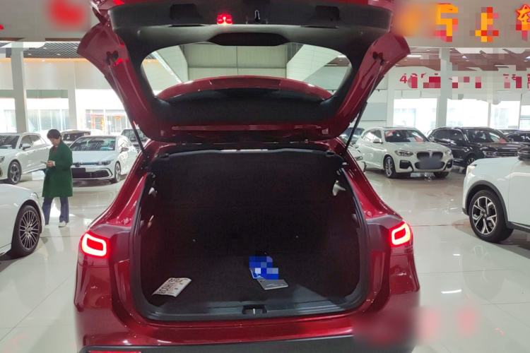 Used Mercedes-Benz GLA 2022 Second Facelift GLA 200 Trunk