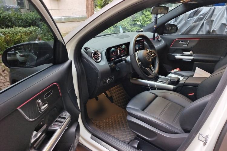 Used Mercedes-Benz GLA 2022 GLA 220 Driver Seat