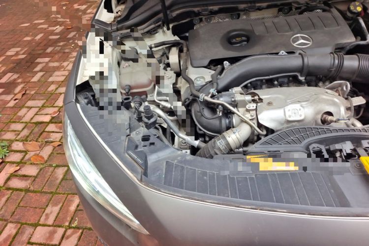 Used Mercedes-Benz GLA 2022 GLA 220 Engine Bay Right