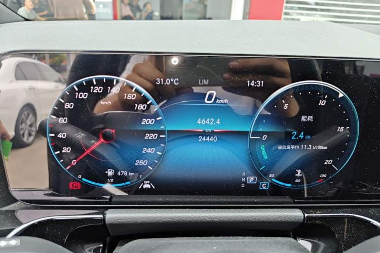 Used Mercedes-Benz GLA 2022 Second Facelift GLA 200 Instrument Cluster
