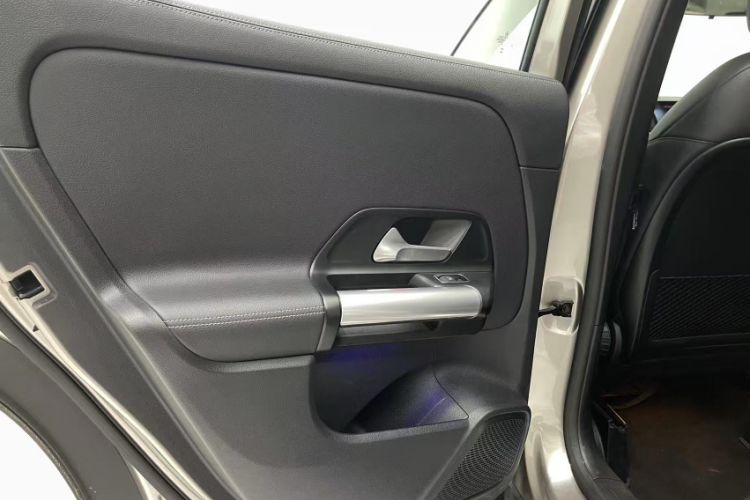 Used Mercedes-Benz GLA 2022 GLA 220 Interior 11