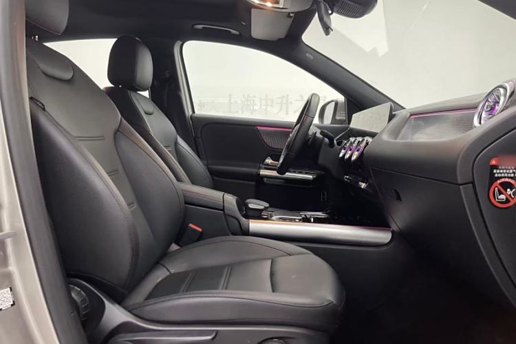 Used Mercedes-Benz GLA 2022 GLA 220 Interior 5