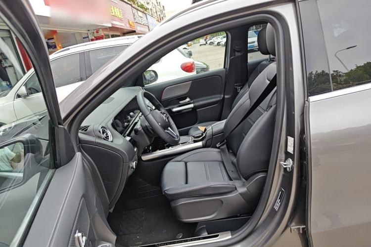 Used Mercedes-Benz GLA 2022 Second Facelift GLA 200 Left Front Seat