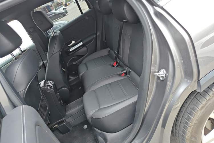 Used Mercedes-Benz GLA 2022 Second Facelift GLA 200 Left Rear Seat