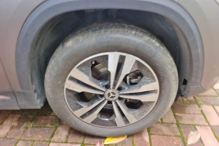 Used Mercedes-Benz GLA 2022 GLA 220 Right Front Wheel Hub