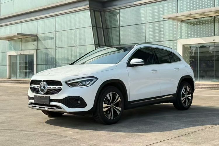 Used Mercedes-Benz GLA 2022 GLA 220 Guazi used car, China used car export, Used car for sale, Used cars, Cheapest cars for sale