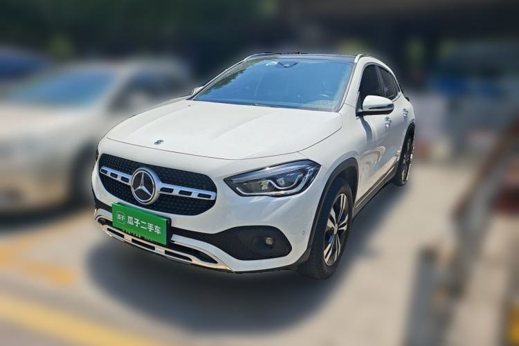Used Mercedes-Benz GLA 2022 GLA 200 Guazi used car, China used car export, Used car for sale, Used Mercedes-Benz cars, Cheapest cars for sale